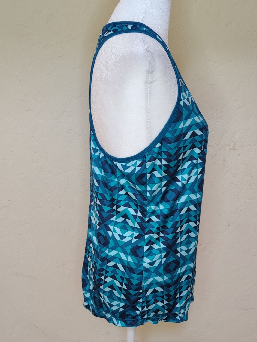 Old Navy Active Teal & Navy Geometric Racerback Workout Running Tank Size Small - Picture 5 of 8